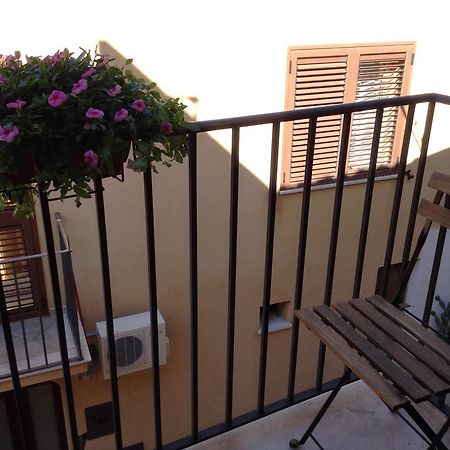 Bluebell House Villa Чефалу Екстериор снимка